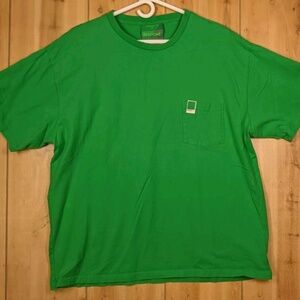 Men's Green Pantone Oversized Pocket Tee